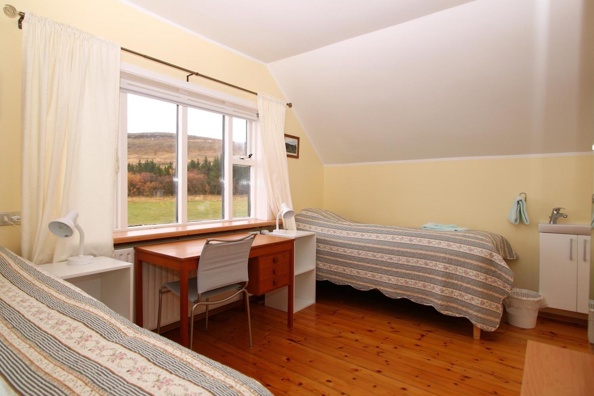 Guesthouse Steindorsstadir, West Iceland Reykholt  Ngoại thất bức ảnh